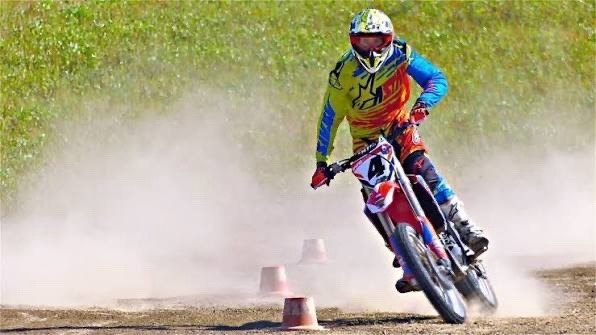 Мотокросс для новичков: с чего начать? первые тренировки Мотокросс для новичков: с чего начать? первые тренировки