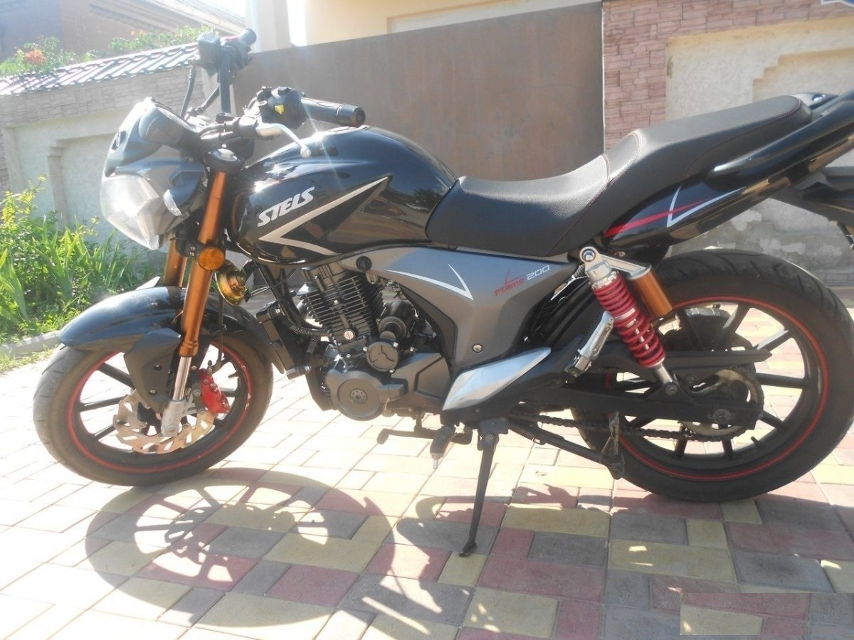 Омакс мотрак р11. Фантом 250 кубов. Стелс flame 200. Ямаха v170n оранжевый. Мотоцикл irbis vj 250.