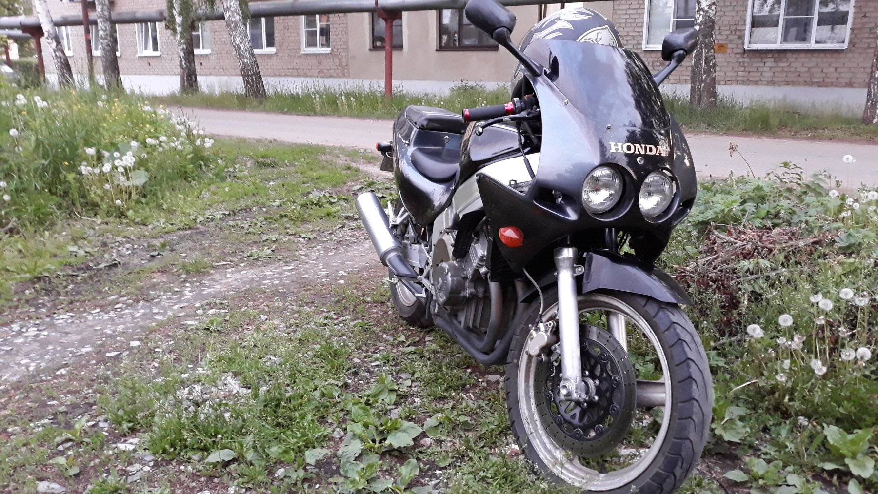 cbr 250 old model price