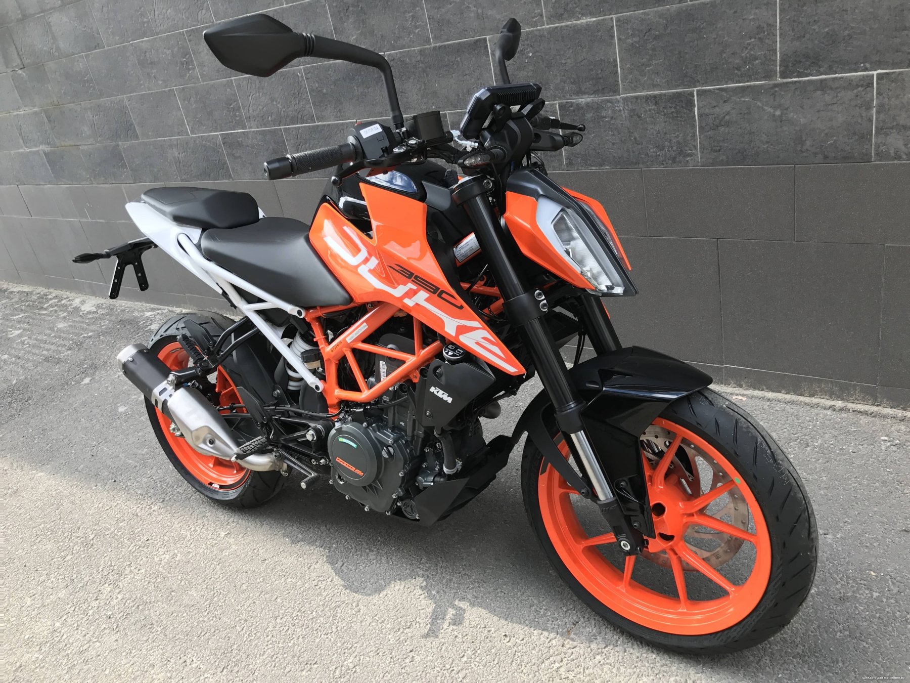 ktm-390-duke-2019-motorcycles-photos-video-specs-reviews-bike-net