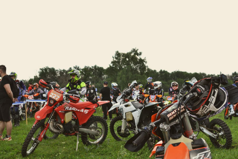 NARNIA V: грязь, адреналин и дух Лебедяни под ливнем эндуро