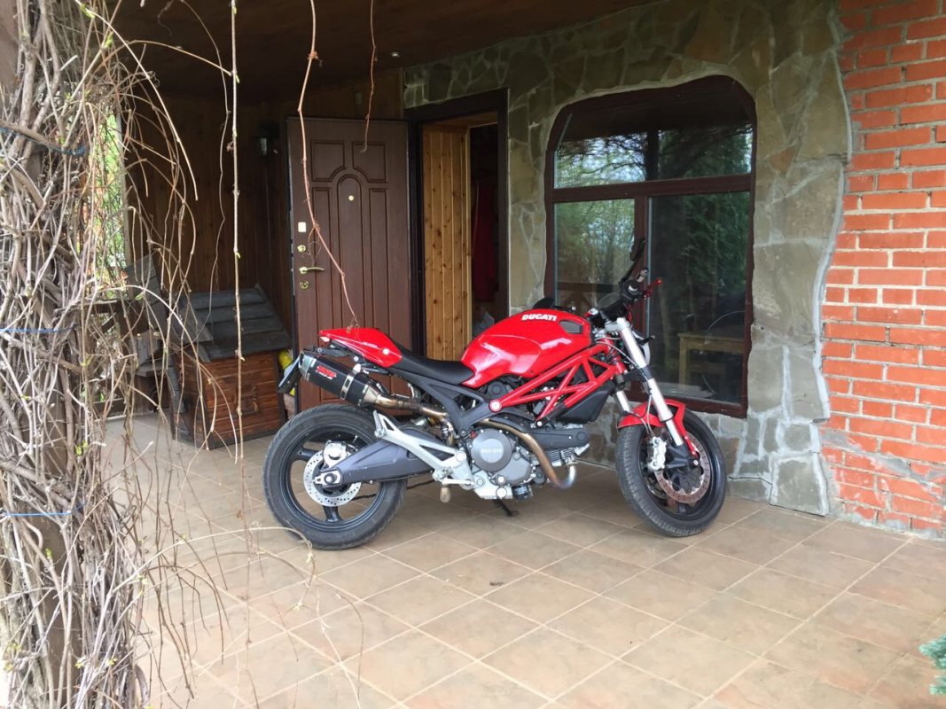Ducati Monster 696, 2012