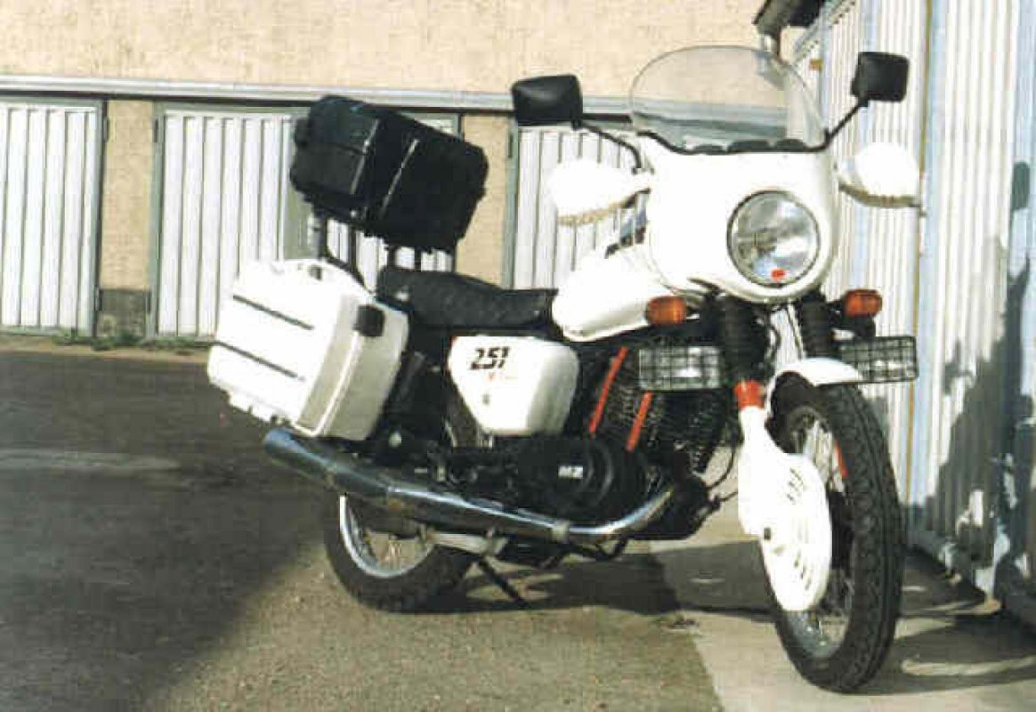 ETZ 251 (with sidecar), 1990