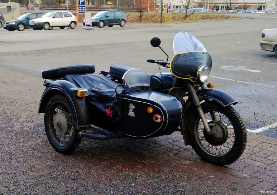 MT 10 (with sidecar), 1979