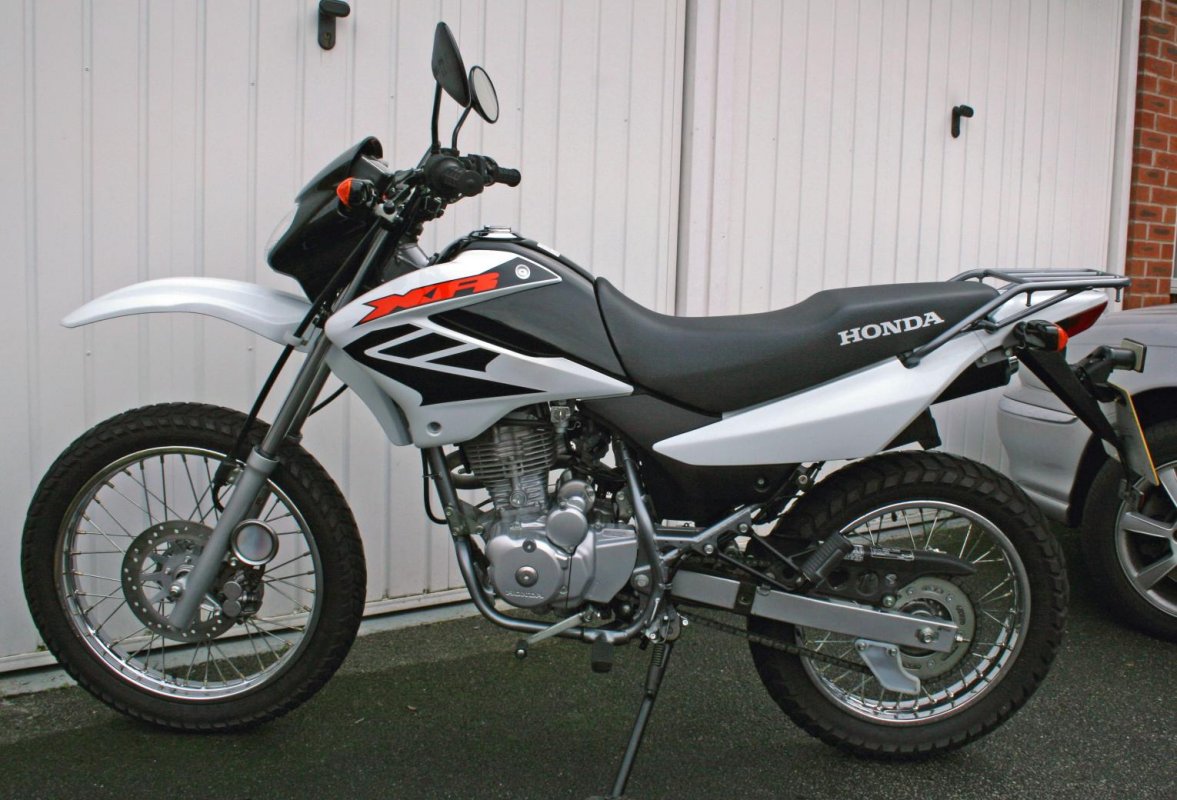 XR 125 L, 2006