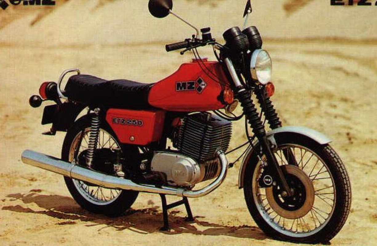 ETZ 250 (with sidecar), 1984