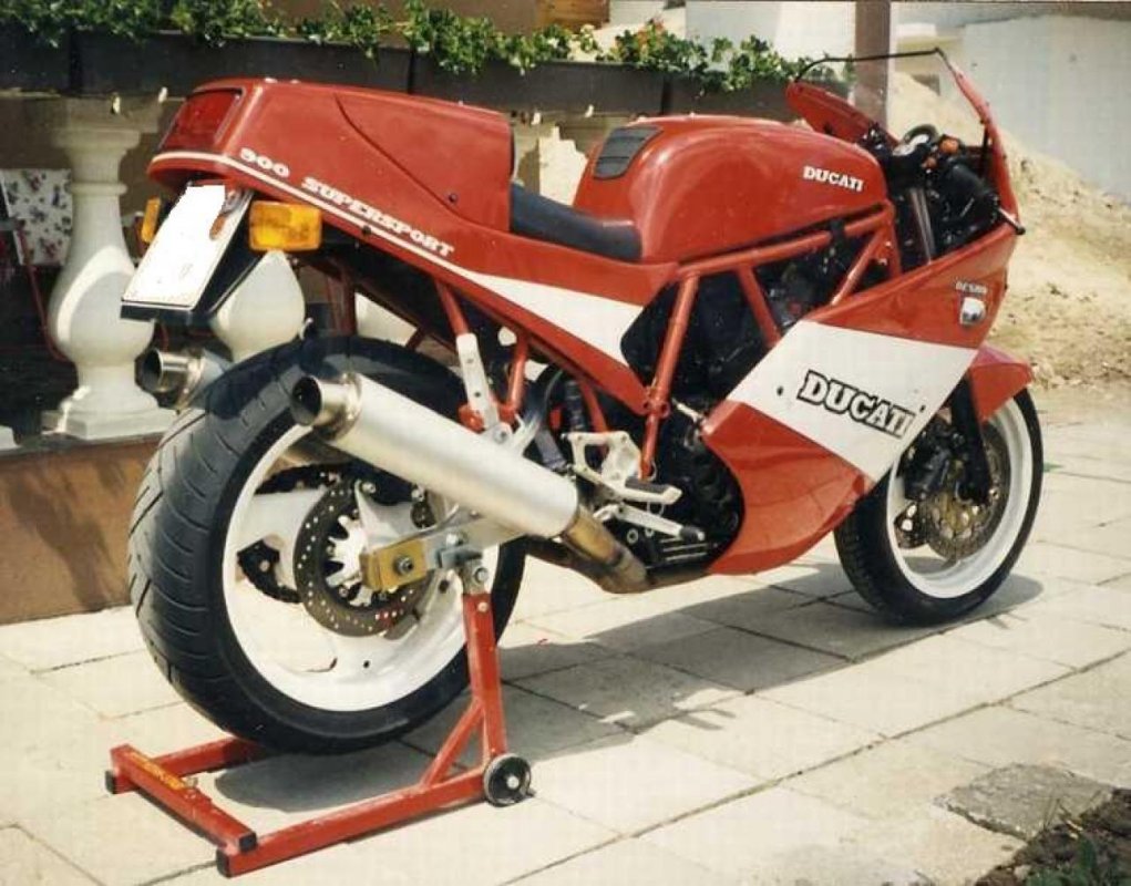 900 SS Super Sport, 1990