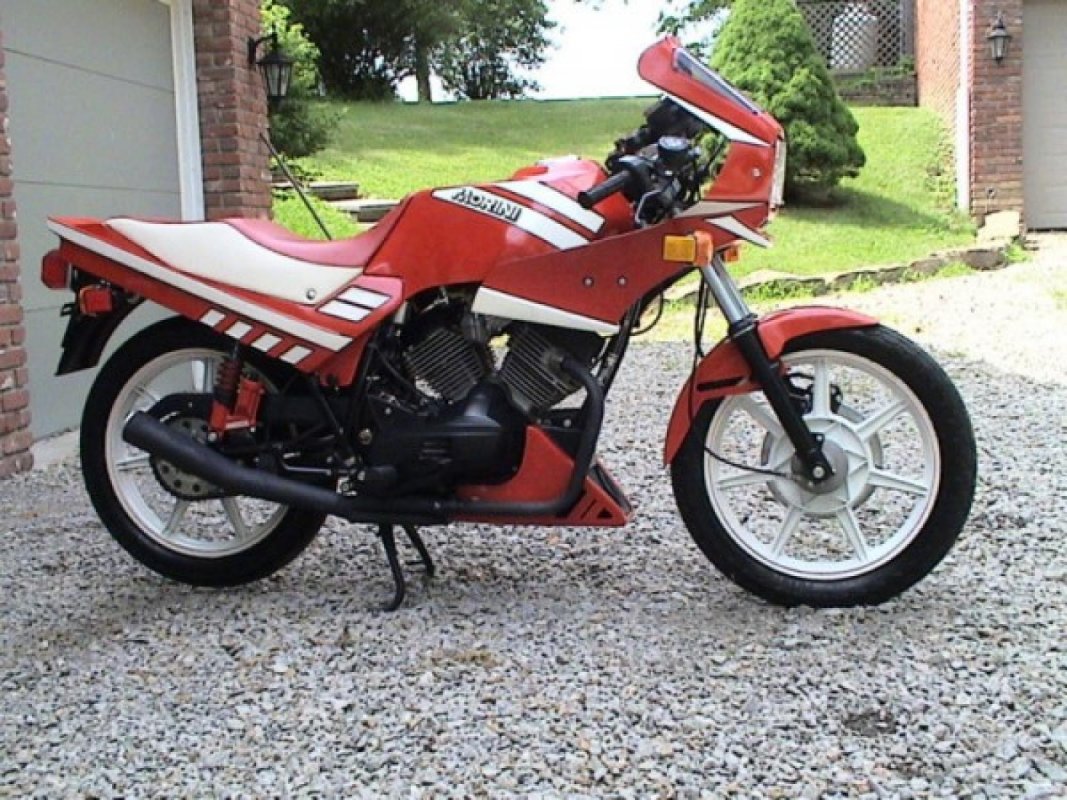 400 S, 1982