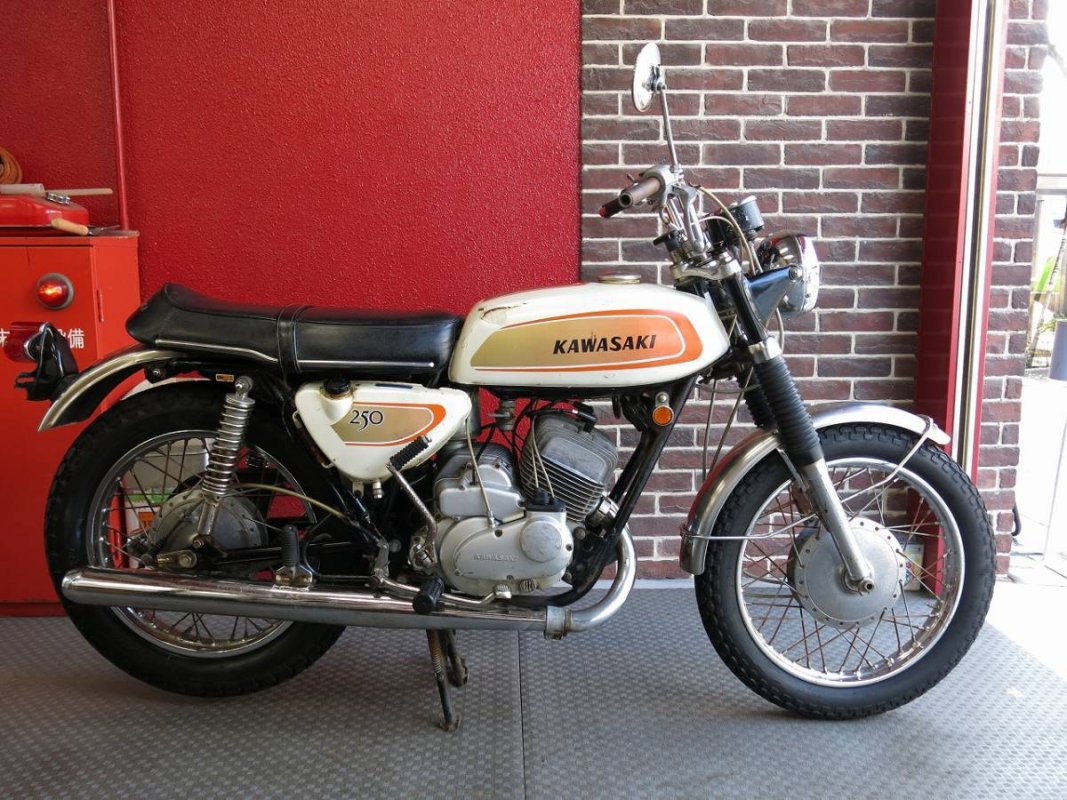Tegne mål gå ind Kawasaki A1 Samurai, 1971 Motorcycles - Photos, Video, Specs, Reviews |  Bike.Net