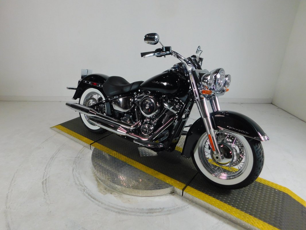 Softail Deluxe, 2019