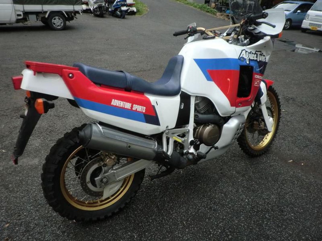 XRV 750 Africa Twin (reduced effect), 1990