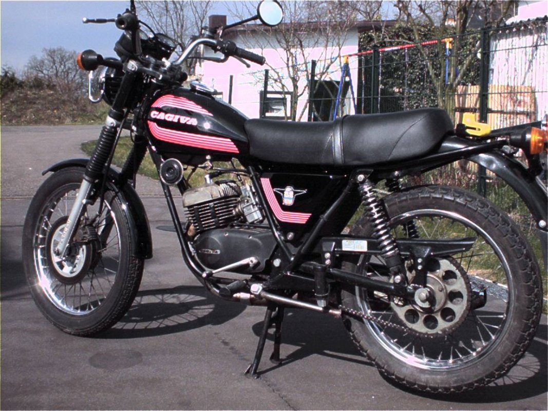 SST 350 (with sidecar), 1982