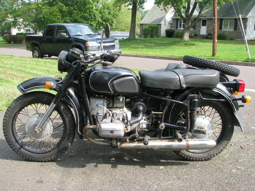 MT 10 (with sidecar), 1982