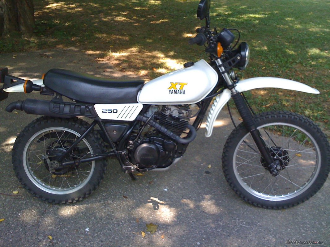 XT 250, 1983
