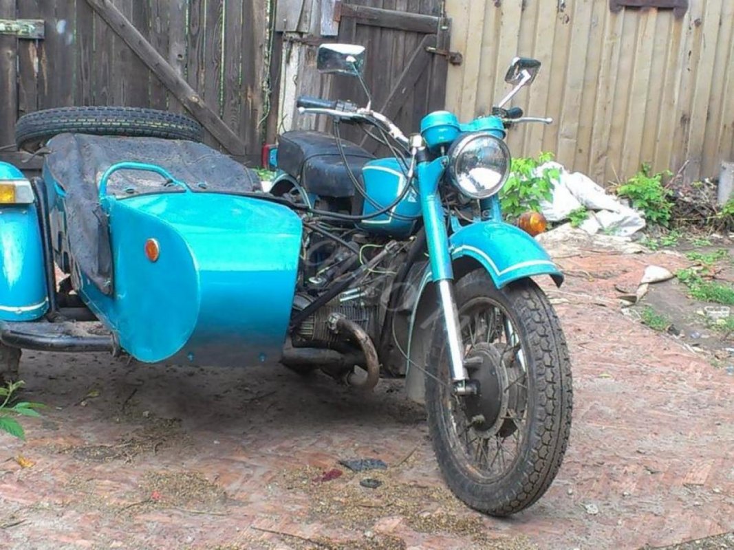 MT 16 (with sidecar), 1990