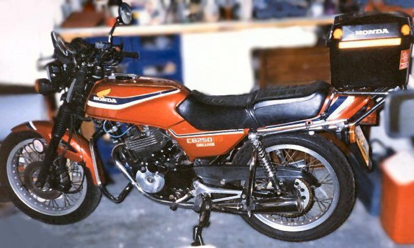 CB 250 RSD, 1984