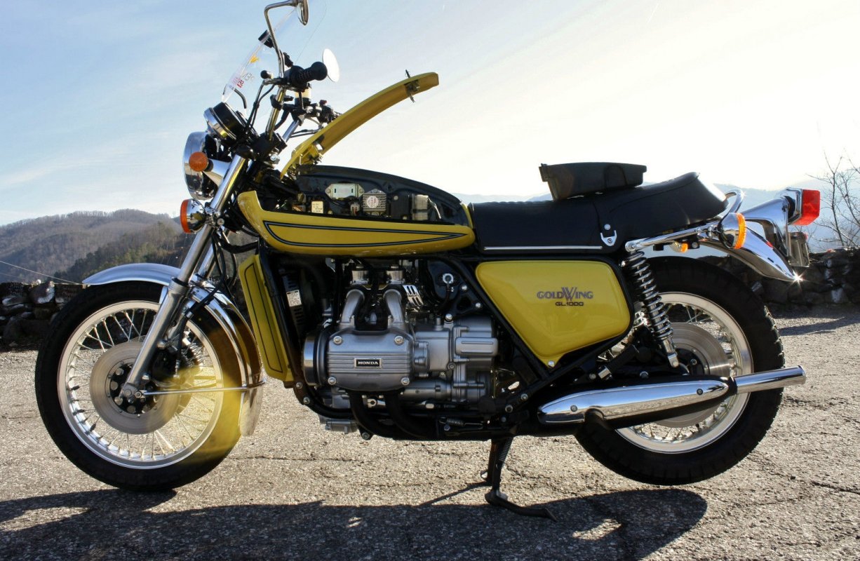 GL 1000 Gold Wing, 1976