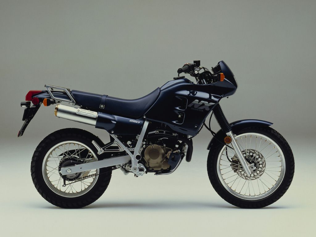 NX 250, 1989