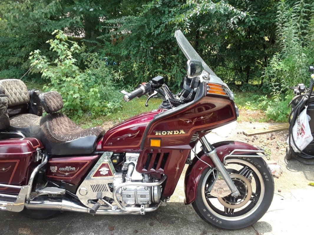 Buy 1982 Honda Goldwing GL1100 Interstate on 2040-motos