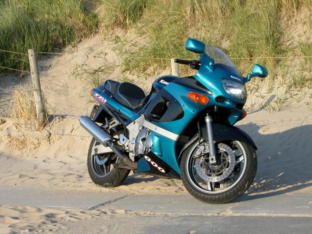 ZZ-R 500