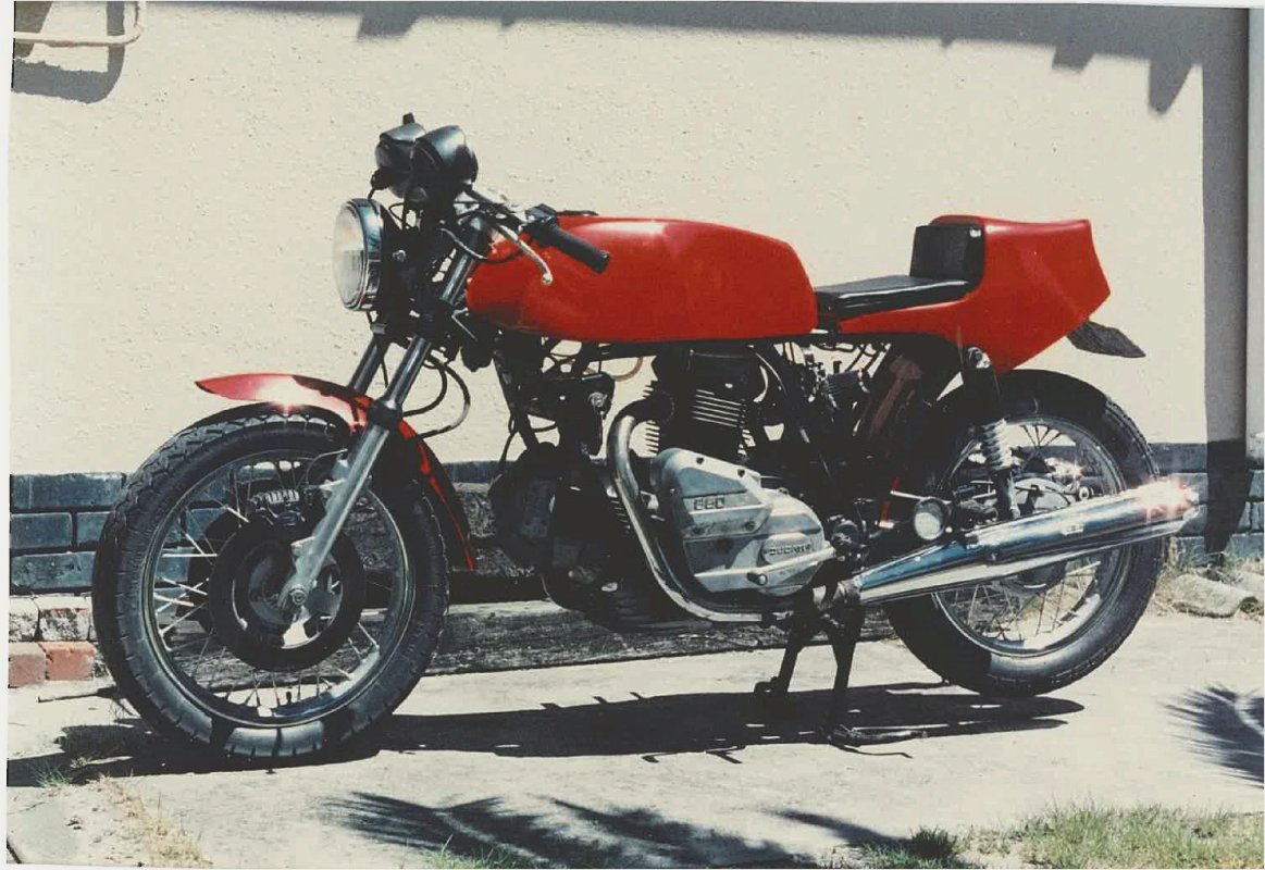 860 GT, 1976