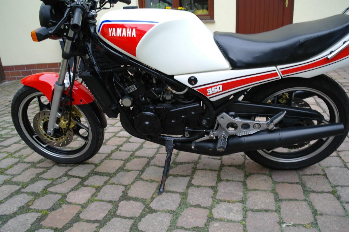 RD 350 (reduced effect), 1986