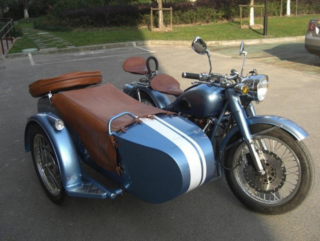750 FY (with sidecar), 1990