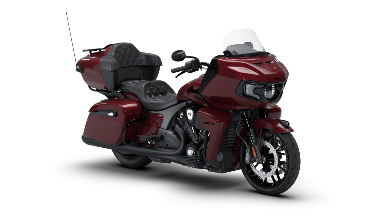 Pursuit 112 Dark Horse, 2026