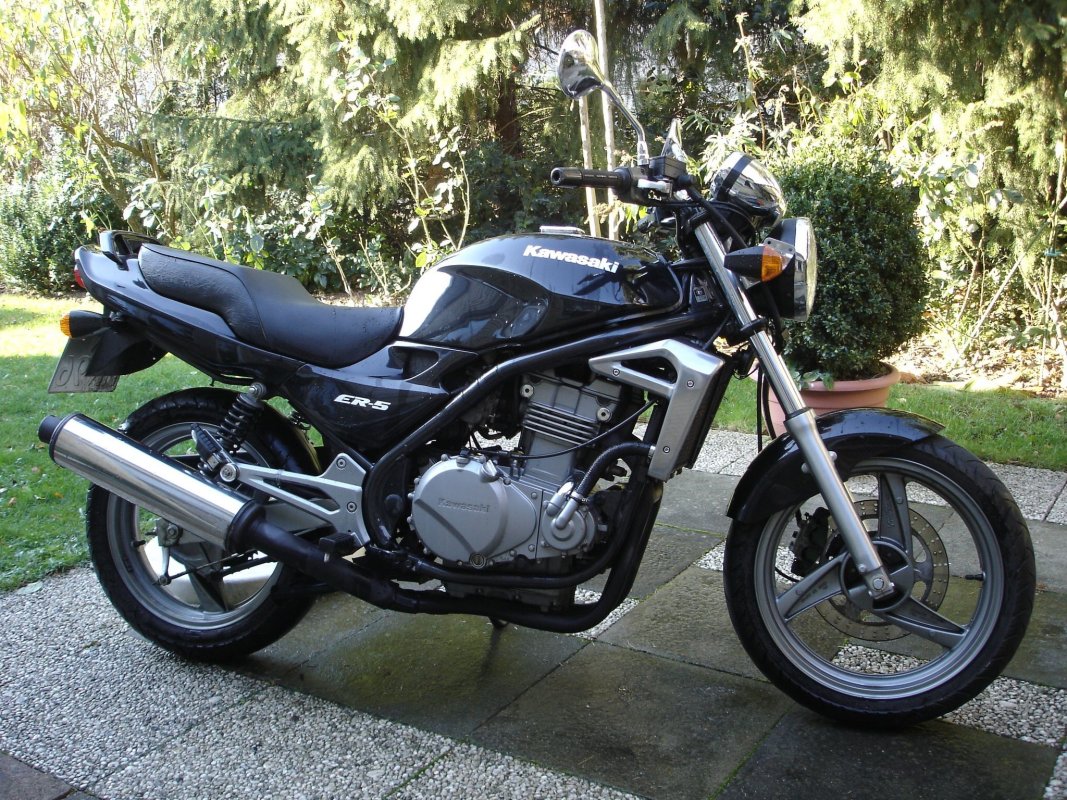 Kawasaki Motorcycles - Models, Photos, Reviews