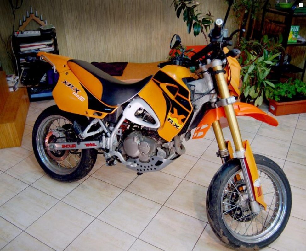 Hyosung XRX 125 SM, 2007 Motorcycles - Photos, Video, Specs 