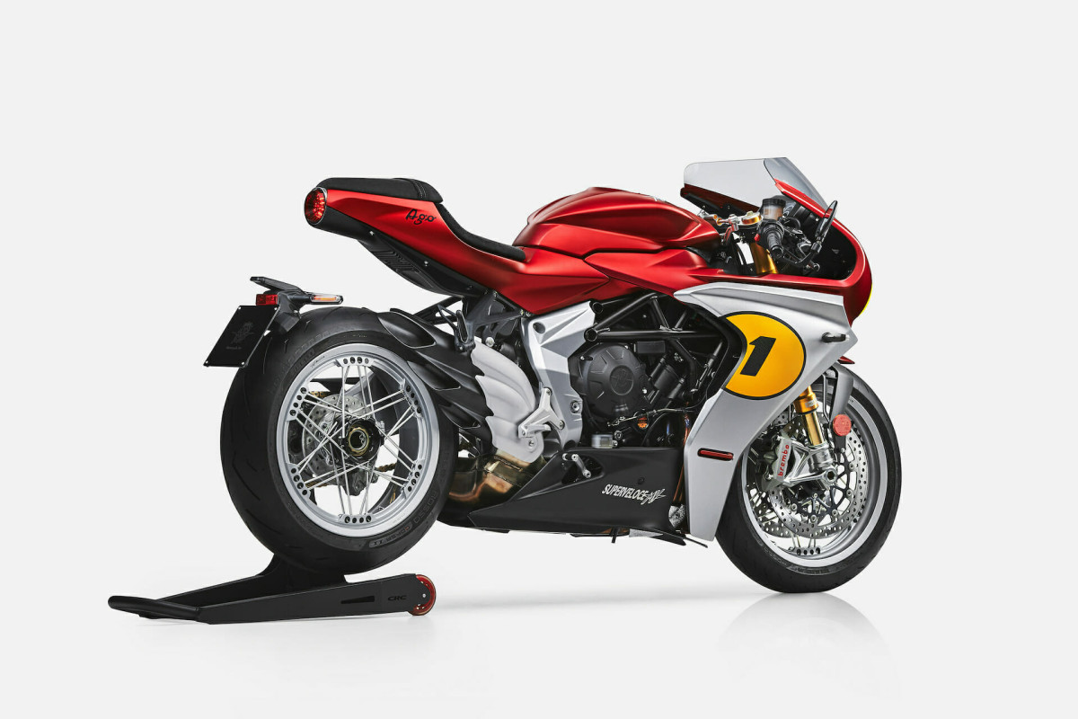 Superveloce 1000 Ago , 2026 Superveloce 1000 Ago , 2026
