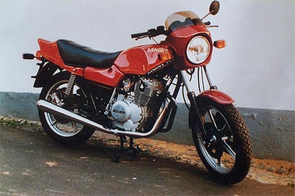 400 Y, 1981